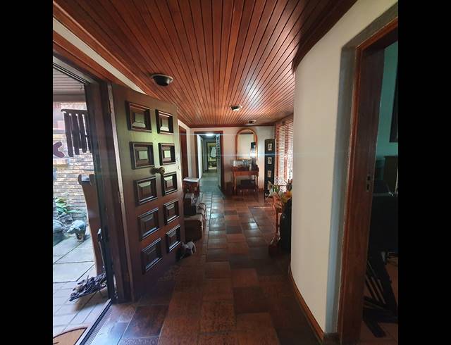 4 BEDROOM FREEHOLD FOR SALE IN PARKHILL GARDENS